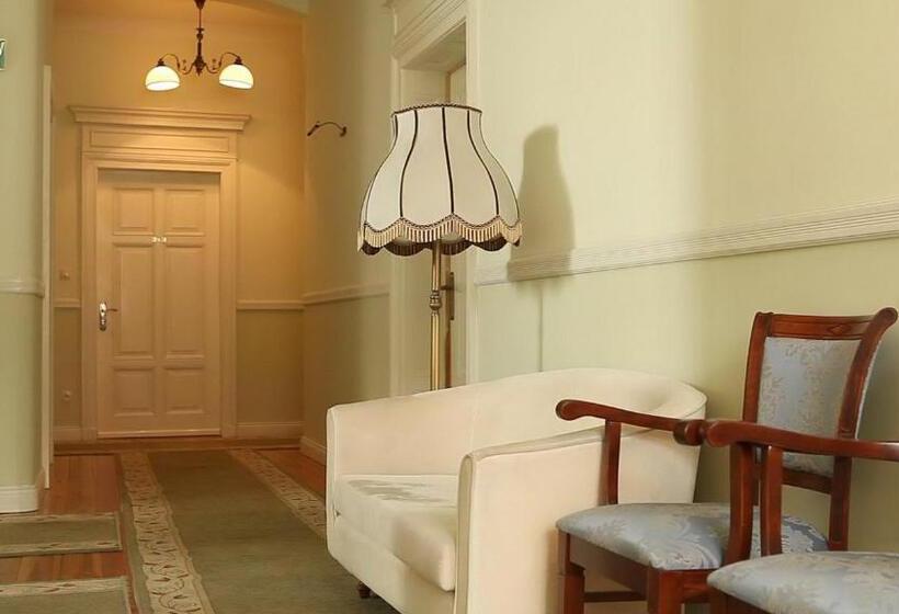 带园景的小型套房, Villa Stella Maris