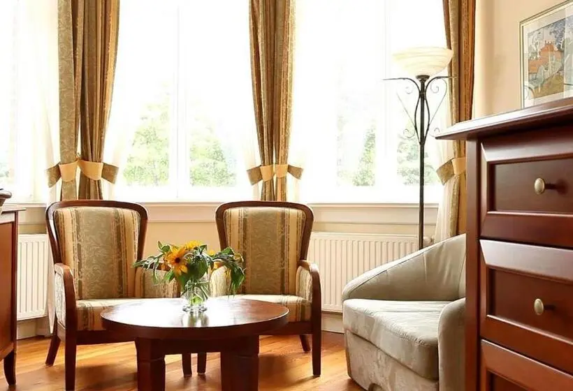 ジュニアスイート, Villa Stella Maris