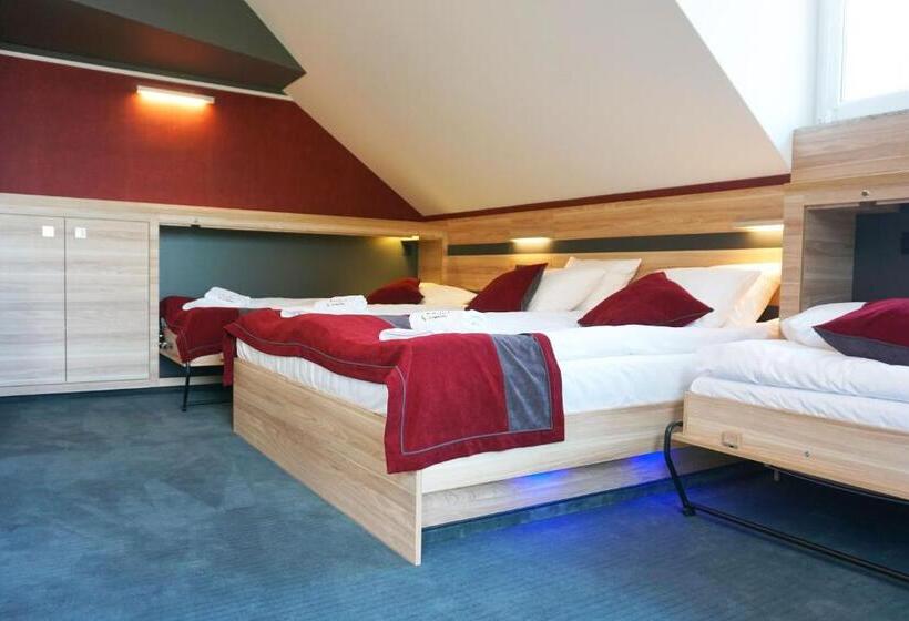 四人高级间, Villa Winterpol