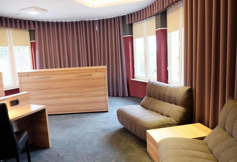 四人高级间, Villa Winterpol