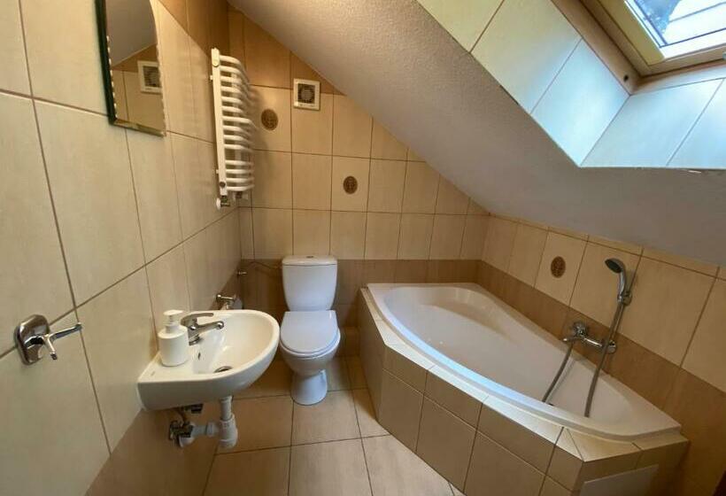 스탠다드 룸, Willa Justynka