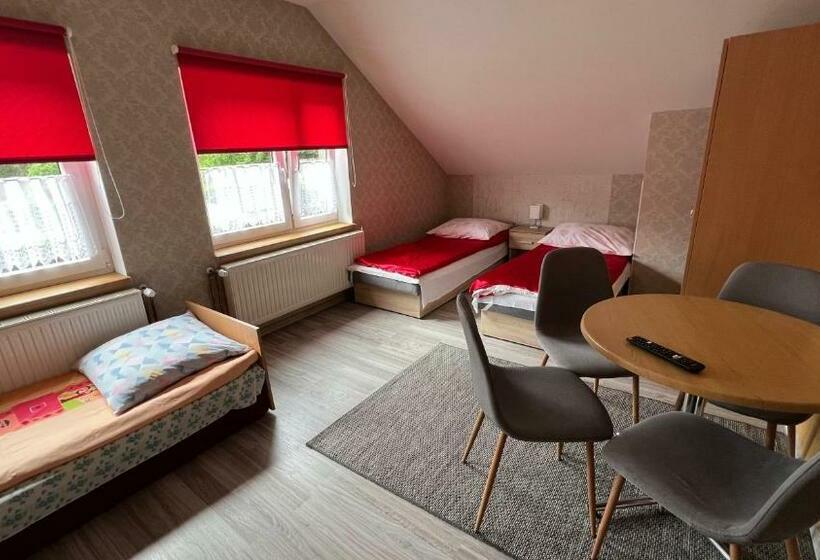 스탠다드 트리플 룸, Willa Justynka