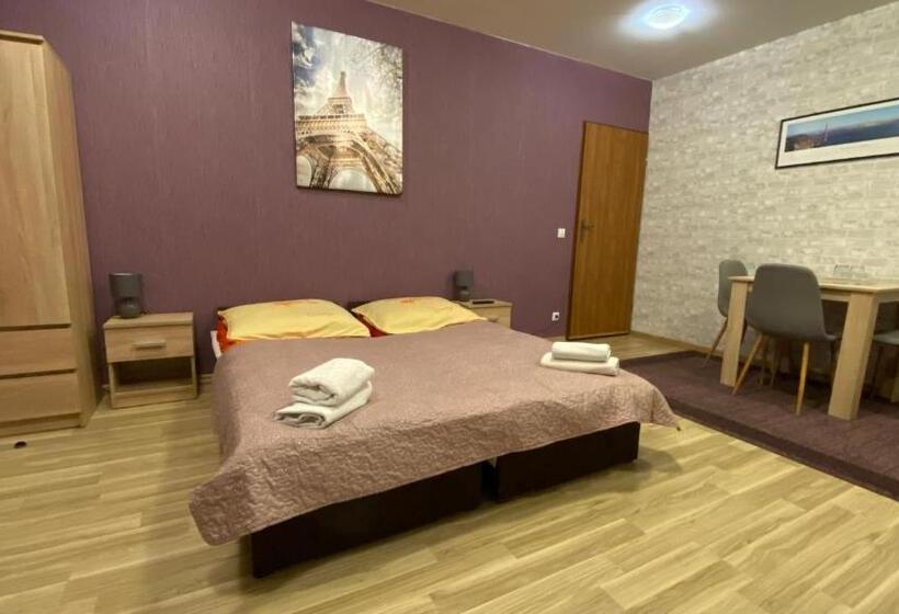 4인용 스탠다드 룸, Willa Justynka