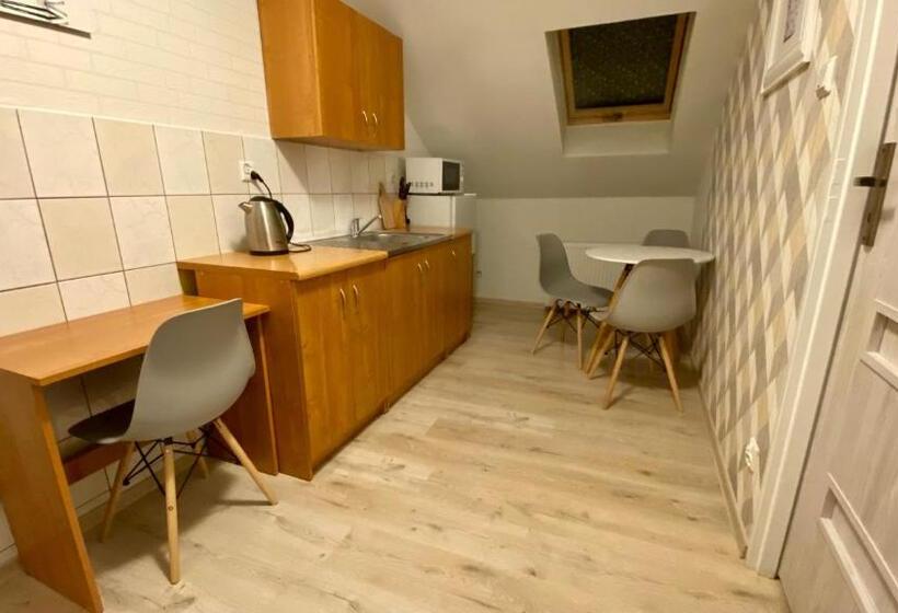 침실 2개 아파트, Willa Justynka