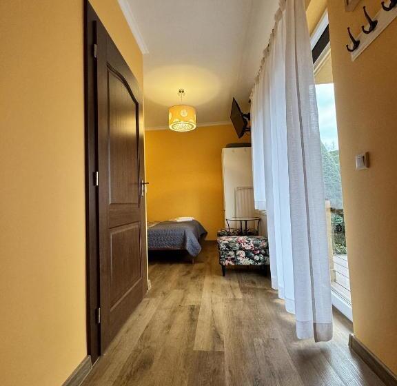 اتاق ساده با بالکن, Willa Pod Czantorią Spa Ustroń