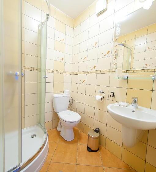 اتاق استاندارد سه تخته با بالکن, Willa Pod Czantorią Spa Ustroń