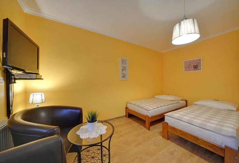 اتاق استاندارد با بالکن, Willa Pod Czantorią Spa Ustroń