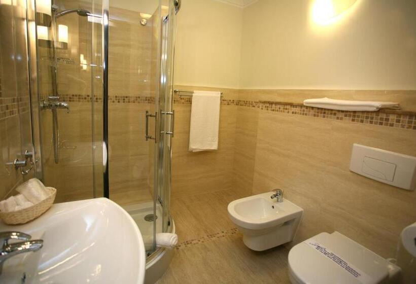 Номер Superior, Delfina