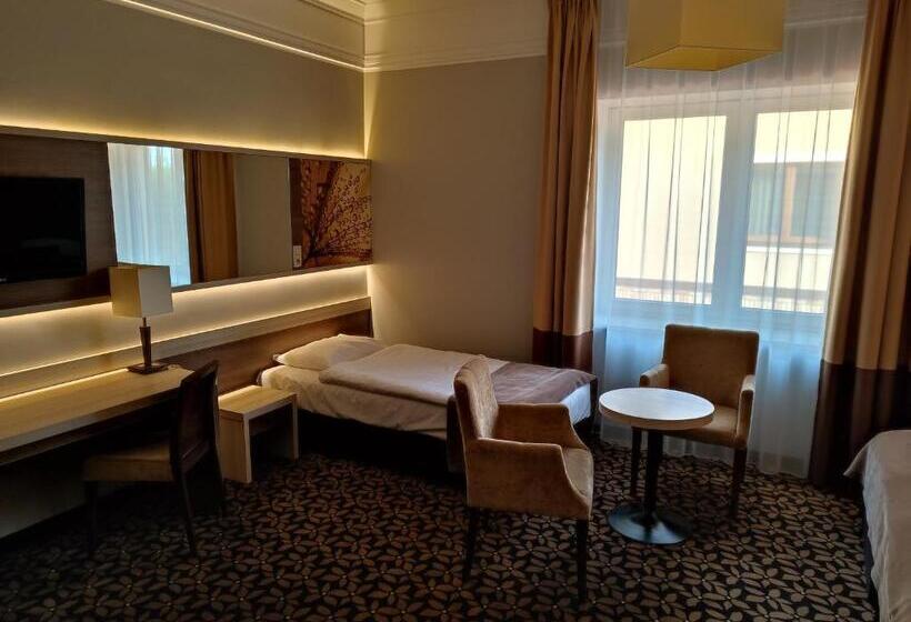 Трехместный Номер Deluxe, Delfina