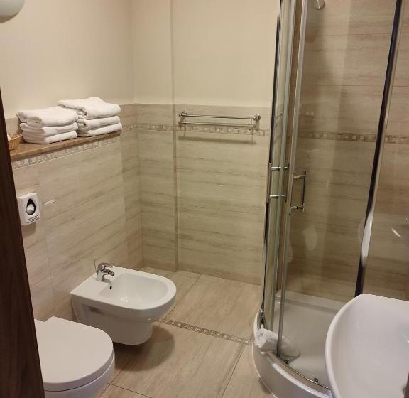 Трехместный Номер Deluxe, Delfina