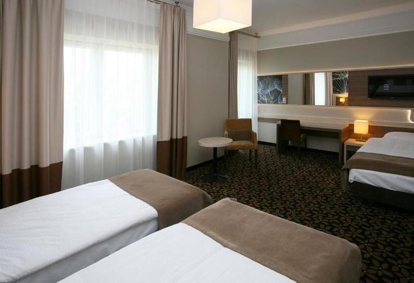 Трехместный Номер Deluxe, Delfina