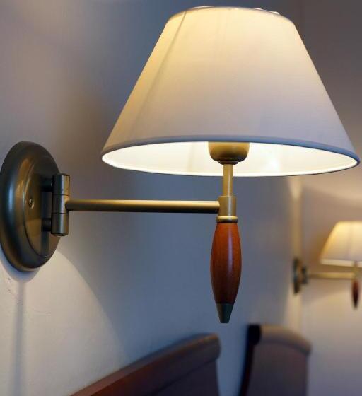 חדר דלוקס יחיד, Kamena