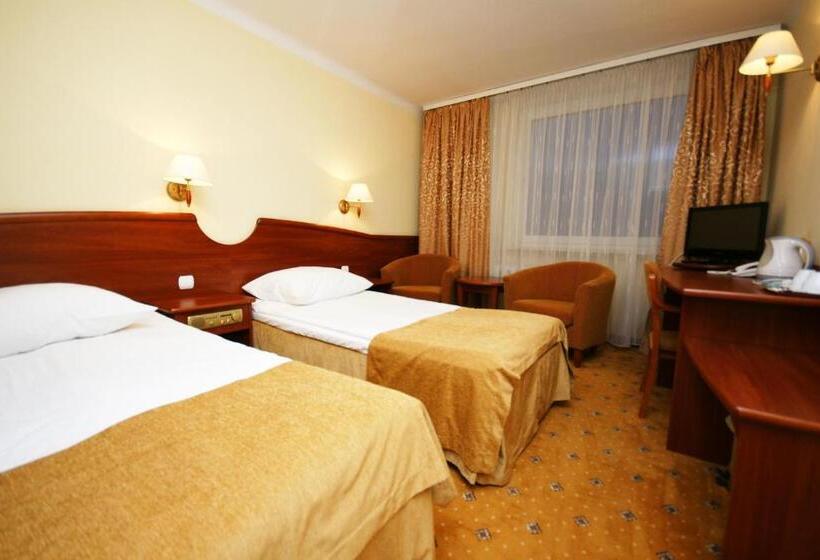 חדר דלוקס, Kamena