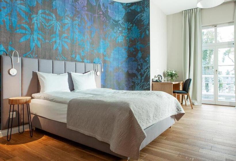 Номер Superior, Leśny Dwór