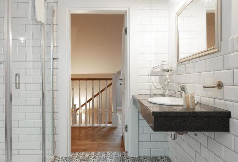 Номер Дюплекс, Leśny Dwór