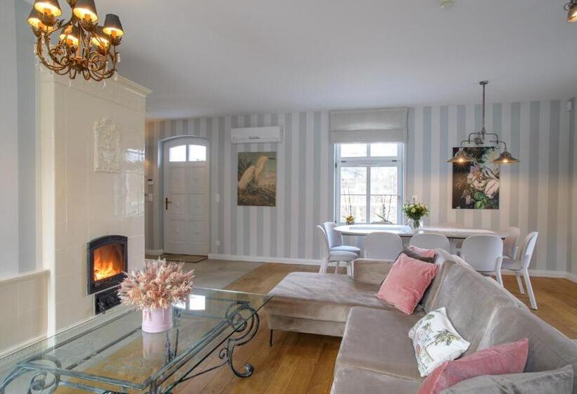 Апартаменты 3 Спальни, Leśny Dwór