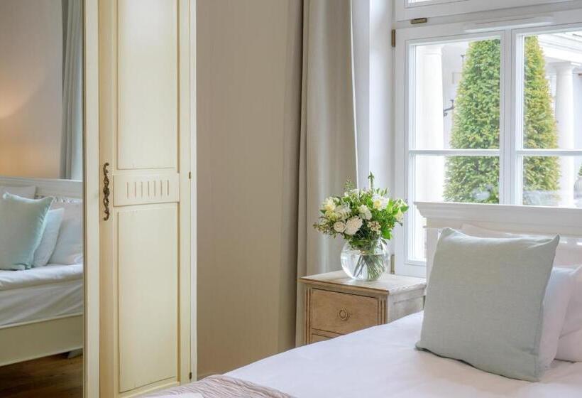 Апартаменты 3 Спальни, Leśny Dwór