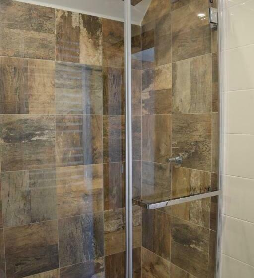 חדר בסיסי, Stara Kuźnia Mazurska