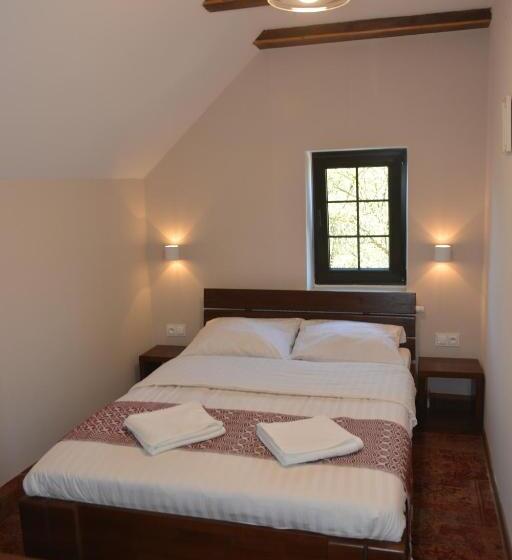 חדר בסיסי, Stara Kuźnia Mazurska