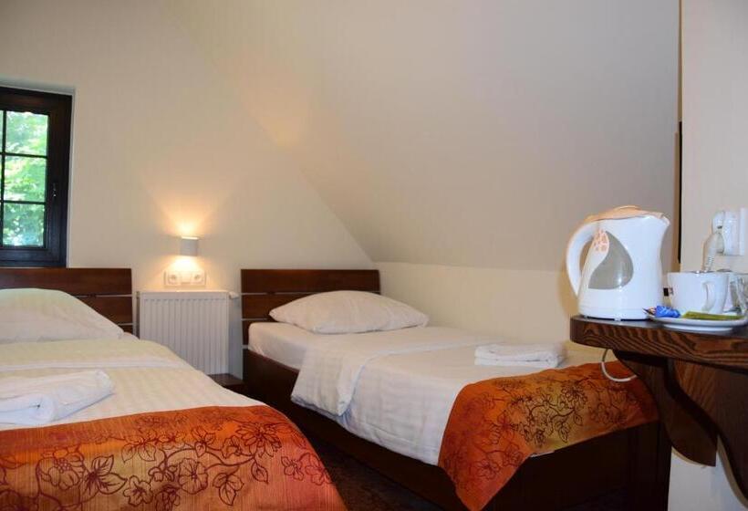 חדר אקונומי, Stara Kuźnia Mazurska