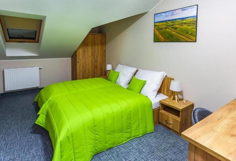 キングサイズベッドのスタンダードルーム, Szelesiówka & Spa