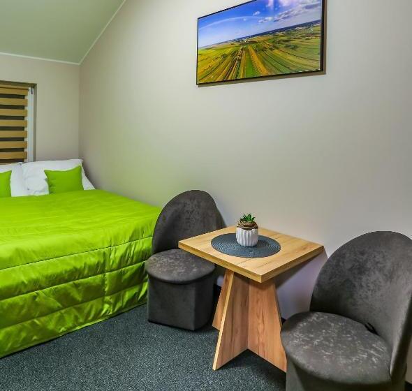 スタンダードスタジオ, Szelesiówka & Spa