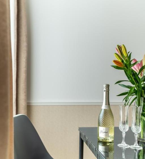 شقة غرفة واحدة, Panorama Park