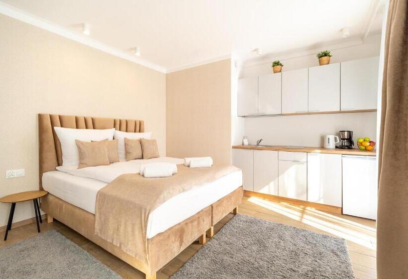 شقة غرفة واحدة, Panorama Park