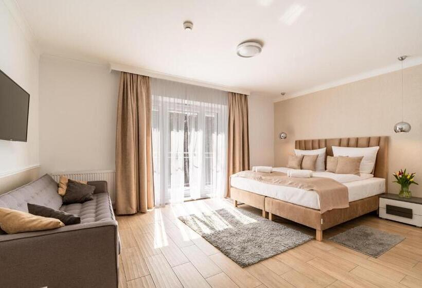 شقة غرفة واحدة, Panorama Park