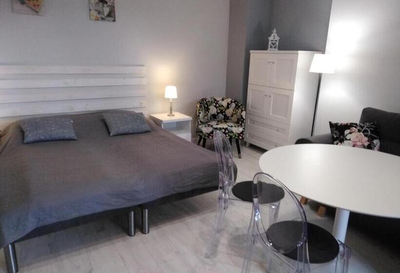 Fyrbädds Standardrum, Mizerówka Guest House