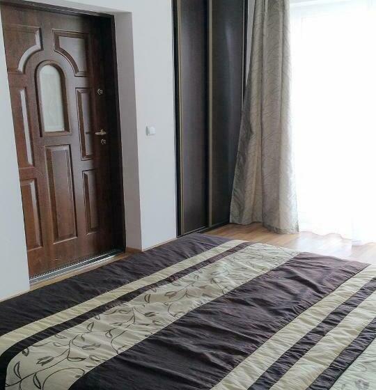 اتاق لوکس با بالکن, Villa Over Lake