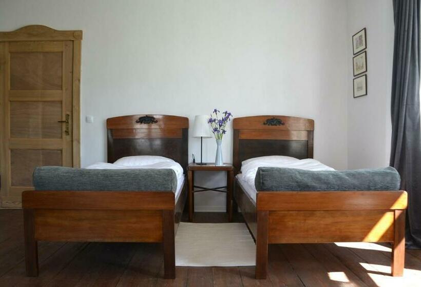 سوییت, Villarada