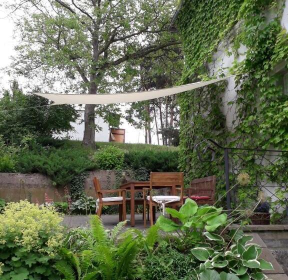 ویلای 1 خوابه, Villarada