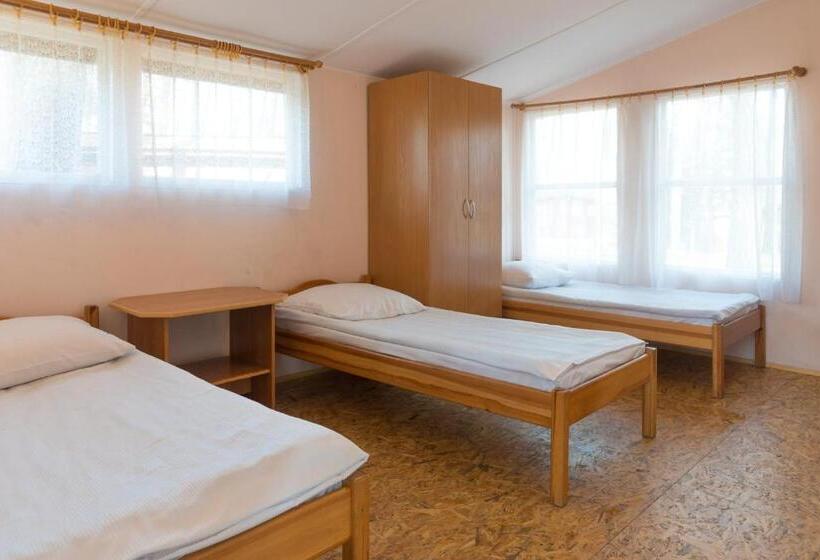 بانگلوی استاندارد, Resort Niegocin