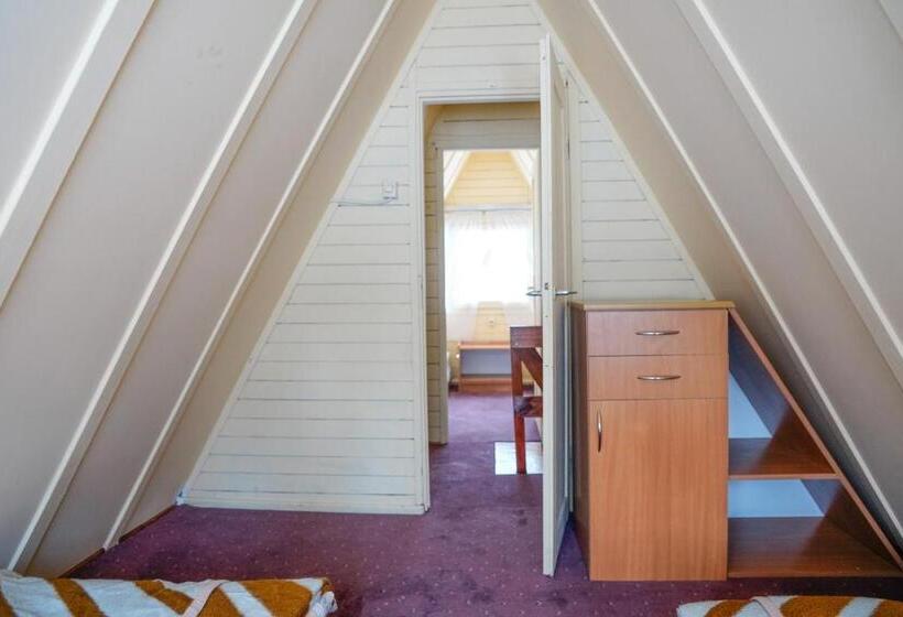 کلبه ییلاقی, Resort Niegocin