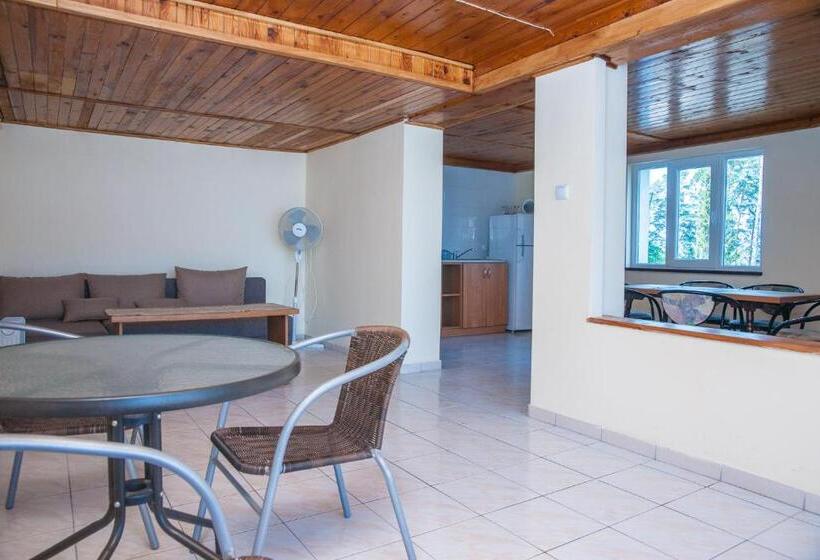 کلبه ییلاقی, Resort Niegocin