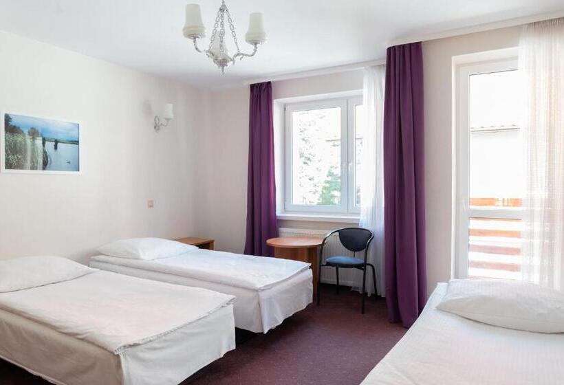 اتاق لوکس سه تخته, Resort Niegocin