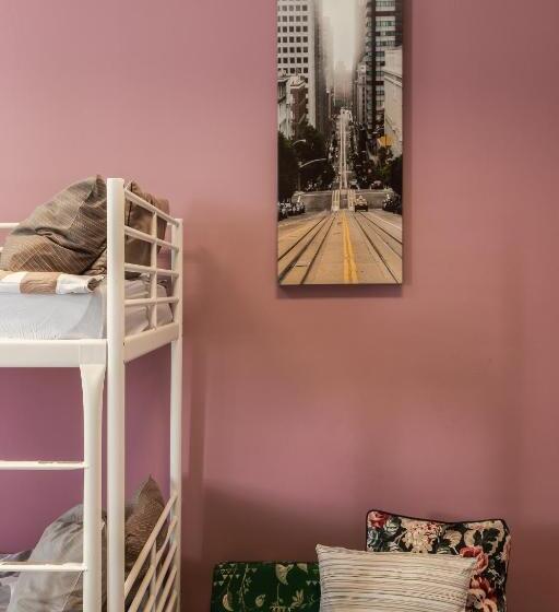 Четырехместный Номер Стандарт, Kamienica