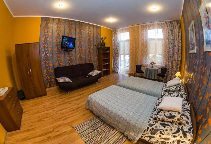 Трехместный Номер Стандарт с Балконом, Kamienica