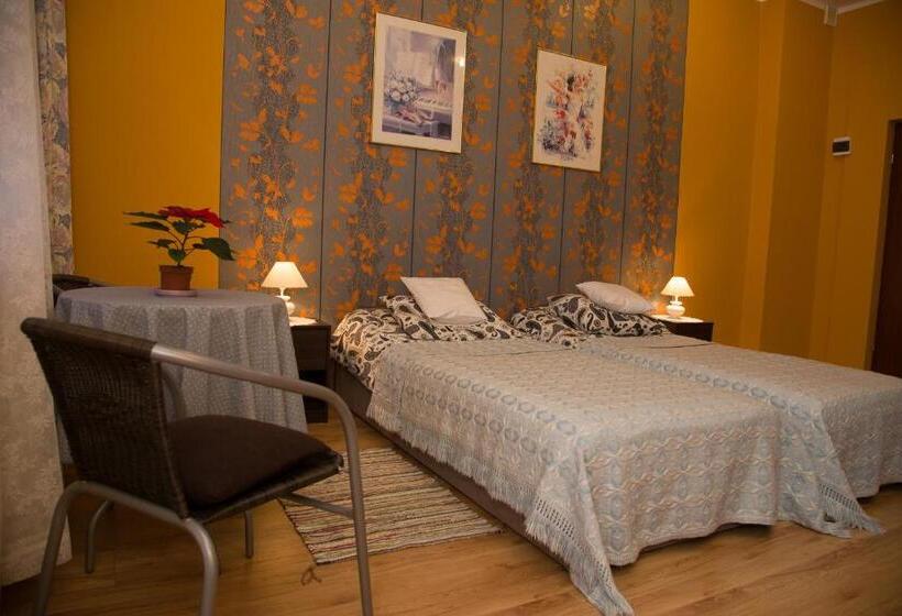 Трехместный Номер Стандарт с Балконом, Kamienica