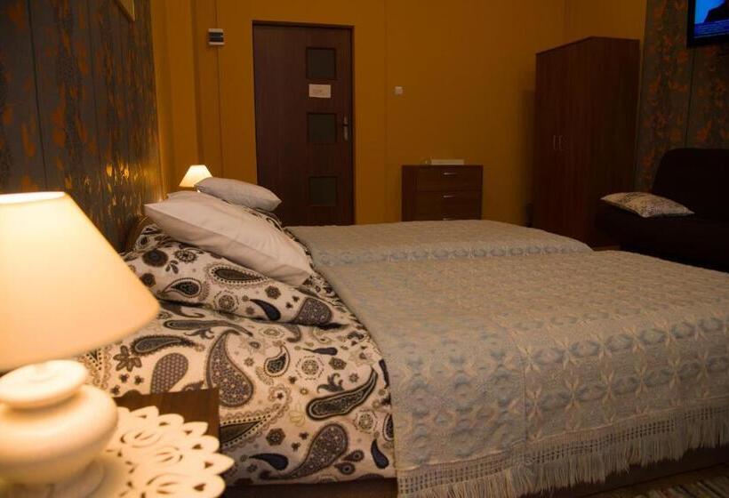 Трехместный Номер Стандарт с Балконом, Kamienica