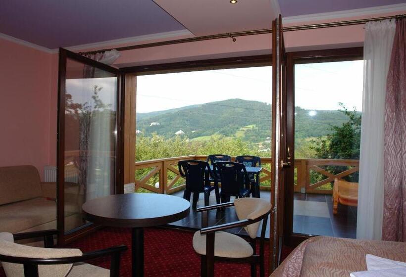 اتاق استاندارد سه نفره, Willa Panorama Spa