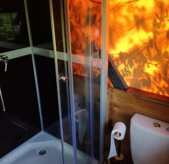 چادر با خدمات رفاهی استاندارد, Willa Panorama Spa