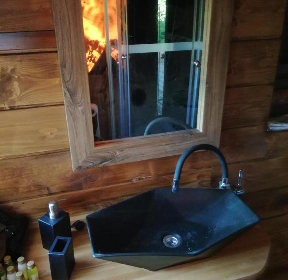 چادر با خدمات رفاهی استاندارد, Willa Panorama Spa