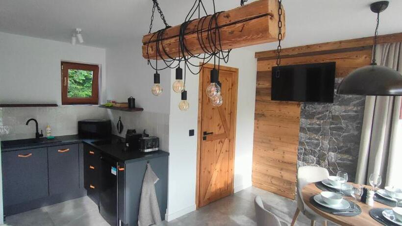 استودیوی لوکس, Willa Panorama Spa