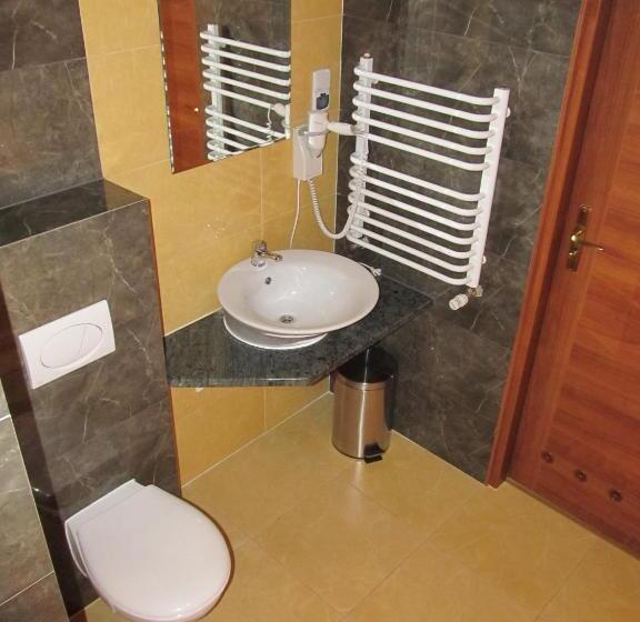 غرفة قياسية رباعية, Willa Pod Gwiazdami & Spa