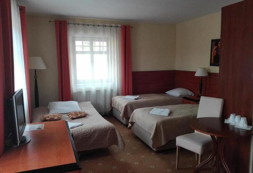 غرفة قياسية رباعية, Willa Pod Gwiazdami & Spa