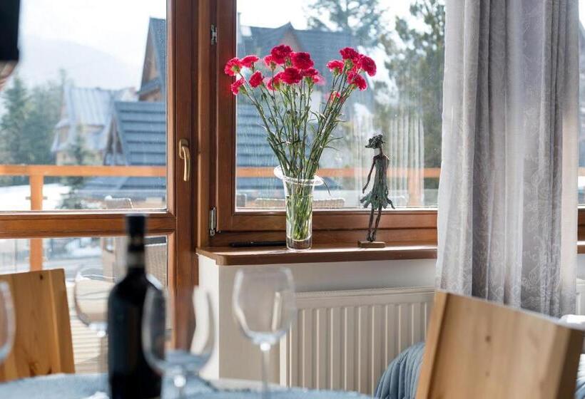 آپارتمان 1 خوابه, Willa Regle