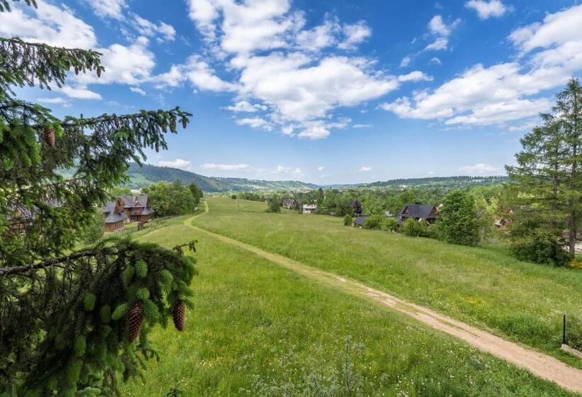 آپارتمان 1 خوابه با بالکن, Willa Regle