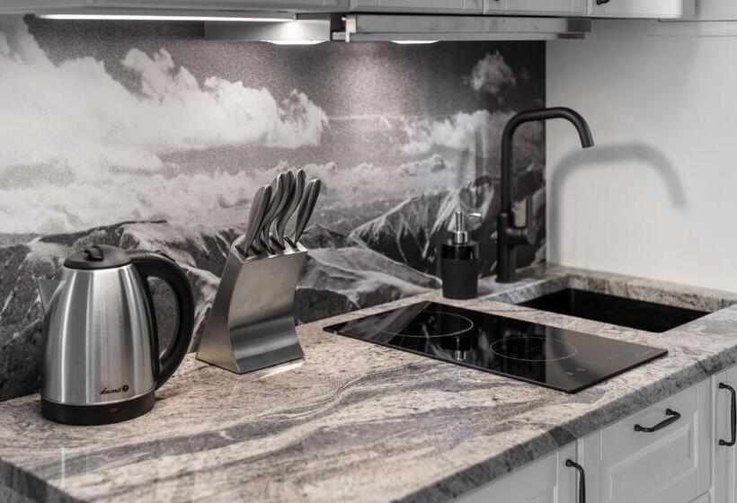 آپارتمان 2 خوابه, Willa Regle